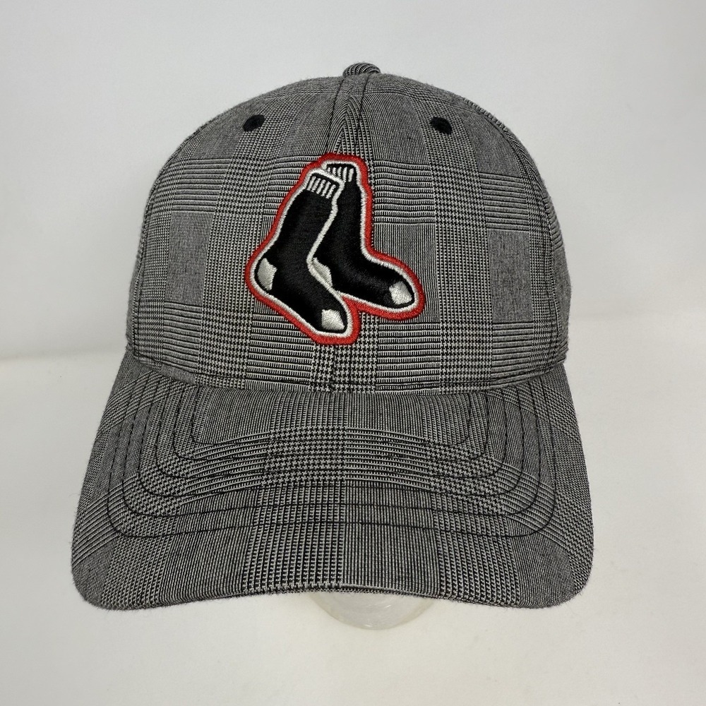 Boston Red Socks '47 Brand Gray Plaid Baseball Hat Cap Size M-L FlexFit